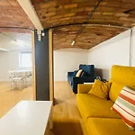 Casa Vacacional Galiana * أفيليس